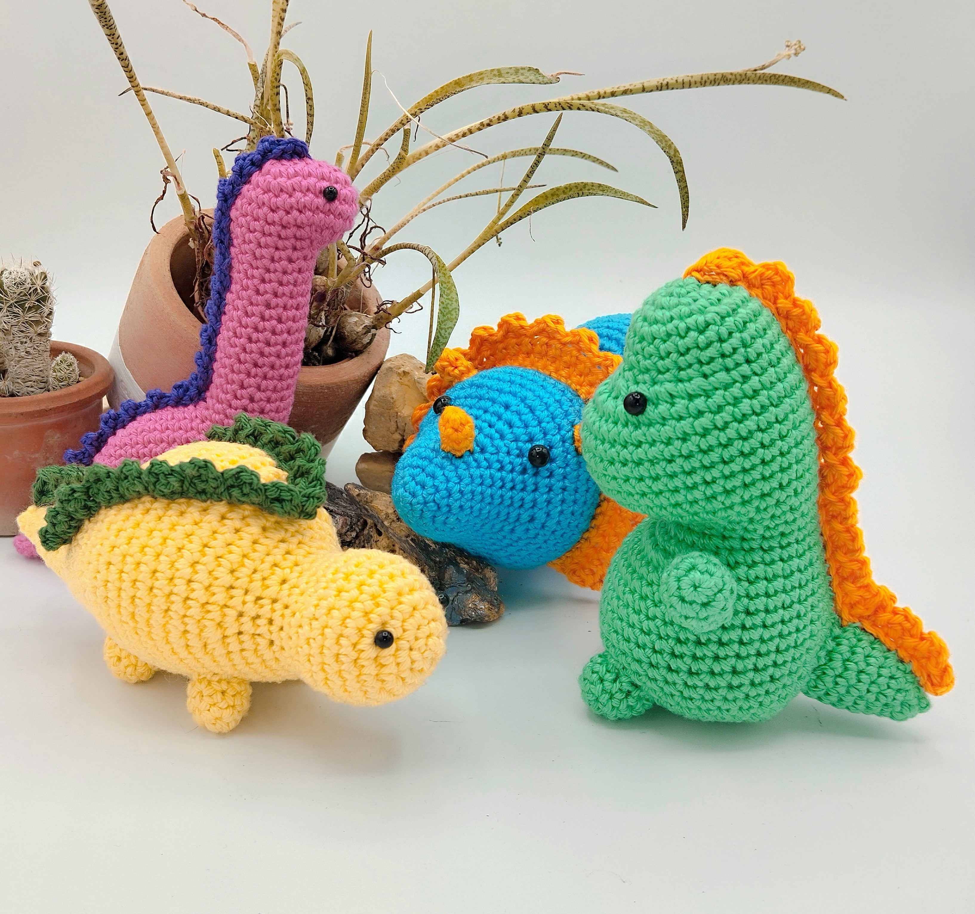 DINOSAURS BUNDLE AMIGURUMI PATTERN.